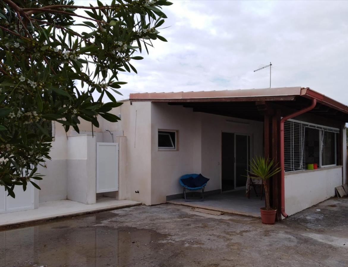 Monolocale Indipendente Con Giardino E Parcheggio Privato Villa Porto Cesareo Exterior photo